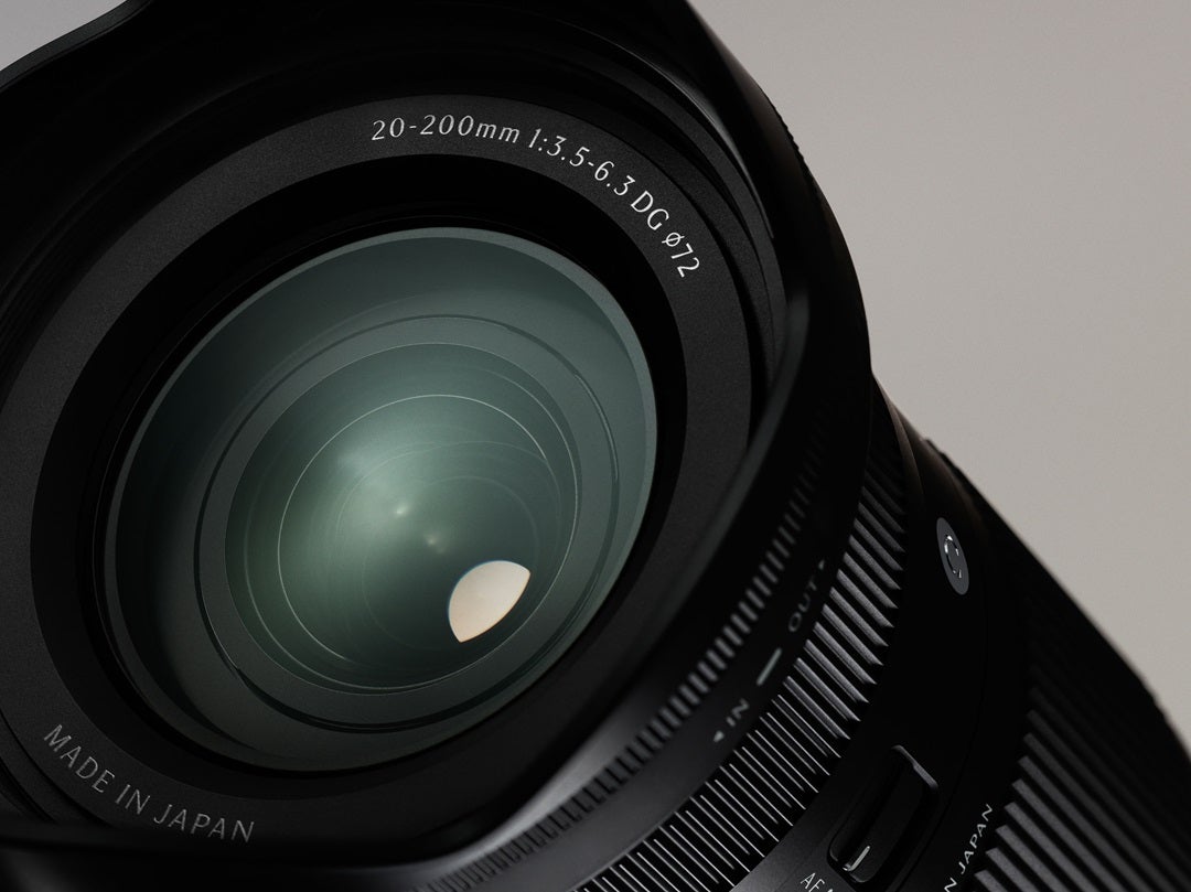Sigma 20-200mm F3.5-6.3 DG | Contemporary, the world’s first 20-200mm for unleashing creative freedom